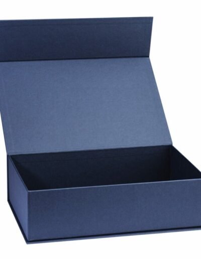 custom-magnetic-rigid-box-by-BoxCraft