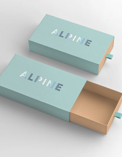 Custom rigid box packaging, luxury gift boxes, magnetic closure boxes, drawer boxes, shoulder neck boxes, premium retail packaging, perfume packaging, candle packaging, cosmetic packaging, foil stamping, embossing and packaging development solutions by BoxCraft